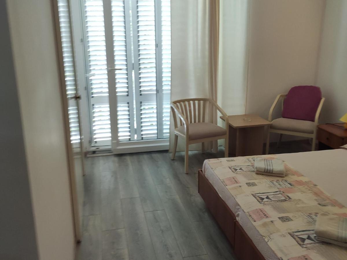 Apartments Ivo Makarska Exterior foto